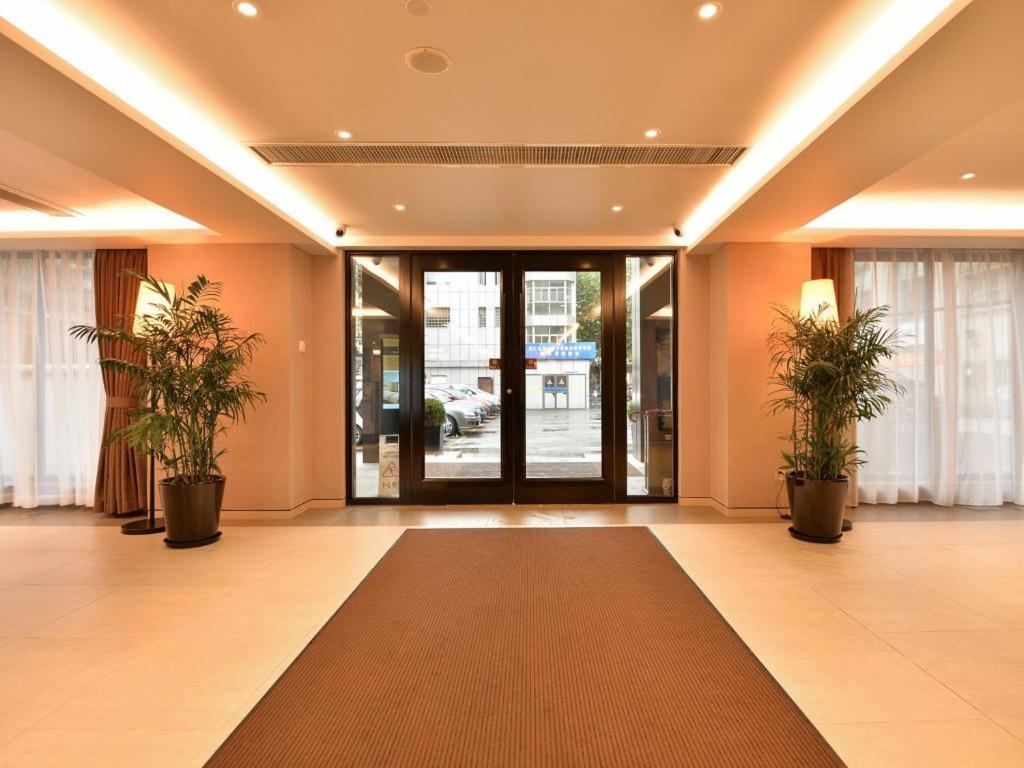 Home Inns Plus Shanghai Xujiahui Branch Kültér fotó