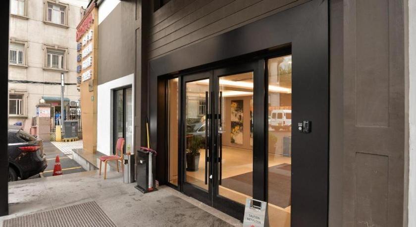 Home Inns Plus Shanghai Xujiahui Branch Kültér fotó